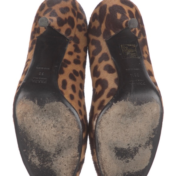 Prada Shoes 38.5, brown pony hair 3” heels. Black leather bow accent. Sole wear. - Picture 5 of 6